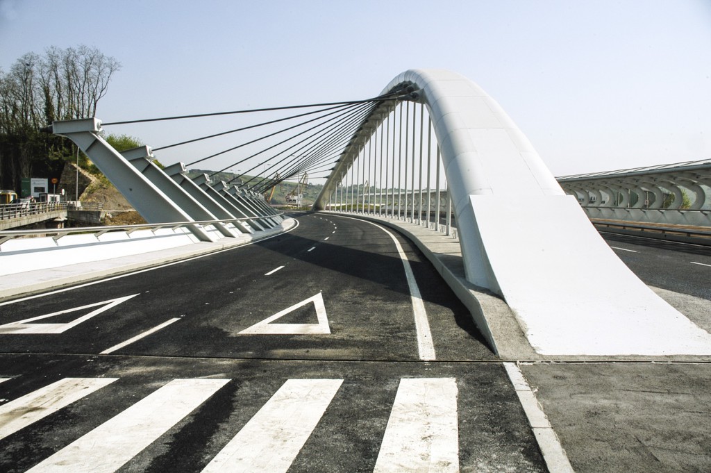 CFCSL Puente sobre el río Galindo. Vizcaya. España. 2008. - CFCSL