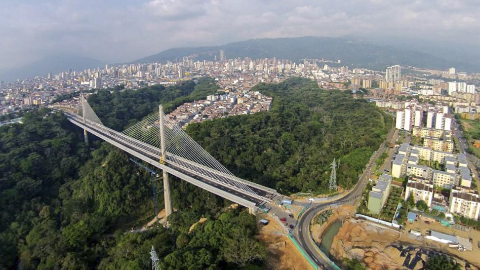 CFCSL Carrera Novena Viaduct. Colombia. CFCSL project